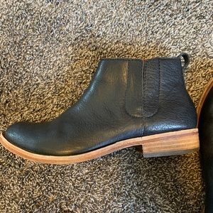 Kork Ease Velma Boots in Black